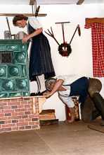 1985 Theatergruppe der FFrw. Wang: „Das Blauseidene Strumpfband“ Gisela Sch�ffler, geb. Frey und Ernst Schwaiger