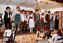 1981 Theatergruppe der FFrw. Wang: „Der Latschenbauer Sepp auf Brautschau“