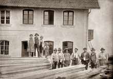 Fritz Kohn gliederte 1921 der Ziegelei in Zieglberg ein S�gewerk an