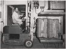 4. April 1966 Werk V Meister Rackitsch, Papiersackfertigung f�r Werk Kehlheim